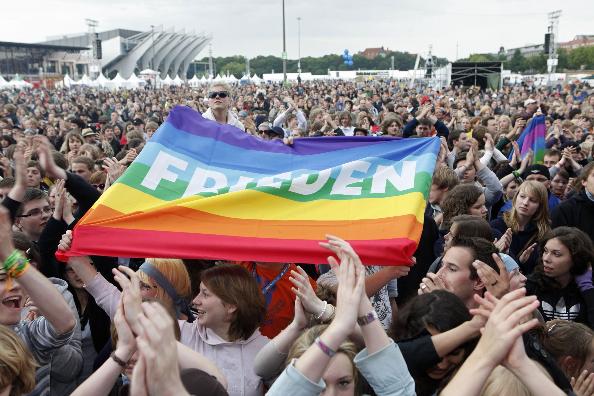 Frieden schaffen Für eine Welt ohne Krieg und Gewalt Brot für die Welt