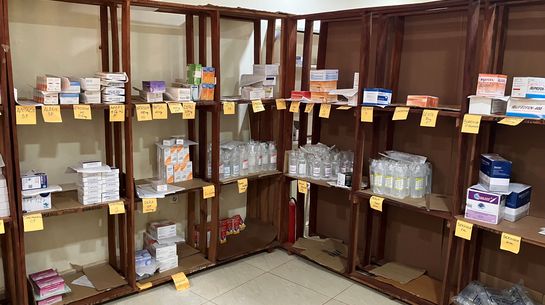 Apotheke eines Krankenhauses in Guinea