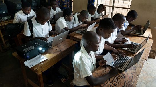 Bei der digitalen Entwicklungszusammenarbeit sollten in erster Linie die Interessen Afrikas im Mittelpunkt stehen.  
