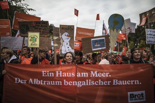 Brot für die Welt am 20.09.2019 beim Klimastreik in Berlin Brot für die Welt am 20.09.2019 beim Klimastreik in Berlin