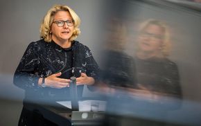 Die Bundesentwicklungsministerium Svenja Schule bei der Haushaltsdebatte im Mai 2022.