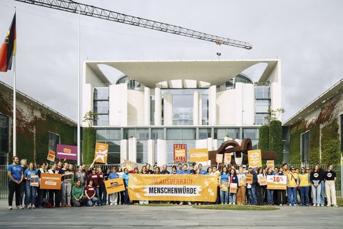 Protest_Menschenwürde im Ausverkauf