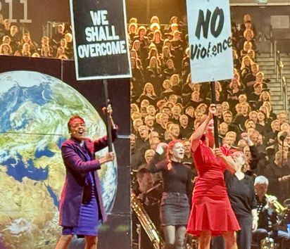 Das Chormusical Martin Luther King ist ein Projekt der Stiftung Creative Kirche. Partner: Brot für die Welt.