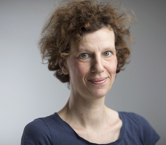 Brot für die Welt Mitarbeiter Mirjam Dubbert DEU, Deutschland, Berlin, 20.07.2017: Mirjam Dubbert, Projektkommunikation für Naher Osten/Kaukasus/Asien/Pazifik (NOKAP) in der Abteilung Öffentlichkeitsarbeit; Brot für die Welt