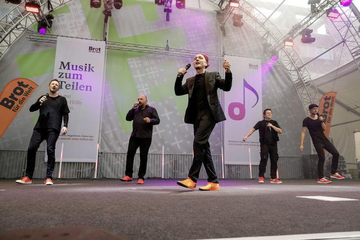 Konzert mit "Die Fuenf" beim Evangelischen Kirchentag auf dem Friedensplatz in Dortmund