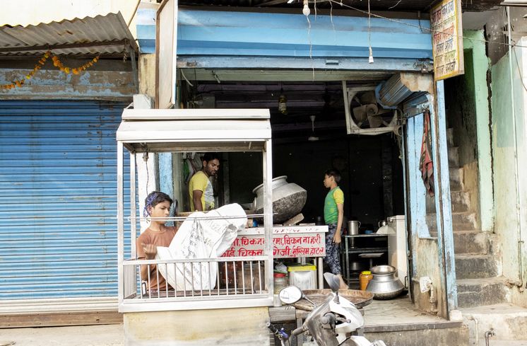 Organisation BBA (Bachpan Bachao Andolan) in Delhi, Indien | Stadtteil Seelampur, Kinderarbeit in einem Restaurant