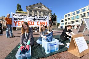 Lieferketten-Demo bei Youthtopia