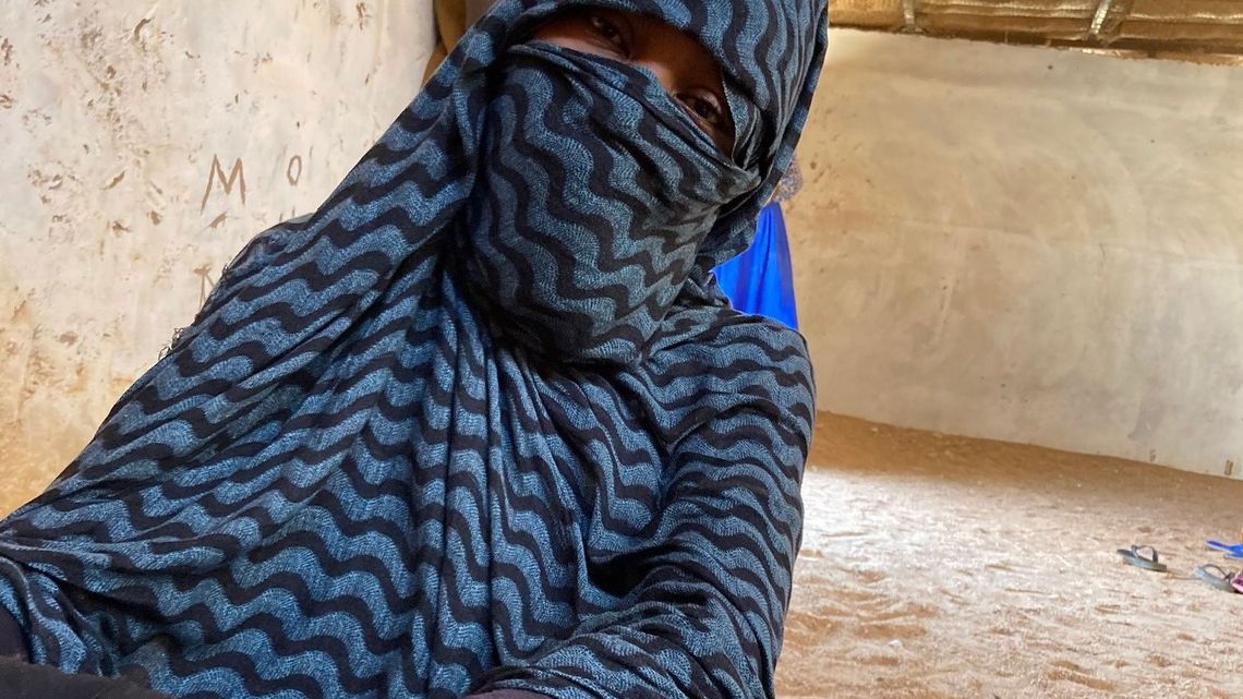 Witwe des letztes Jahr getöteten Sudanesen im Flüchtlingslager: "Ich bin völlig alleine und kann nicht mehr."."