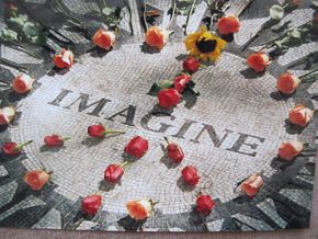 Imagine. Gedenktafel für John Lennon im New Yorker Central Park