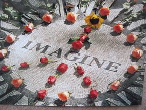 Imagine. Gedenktafel für John Lennon im New Yorker Central Park