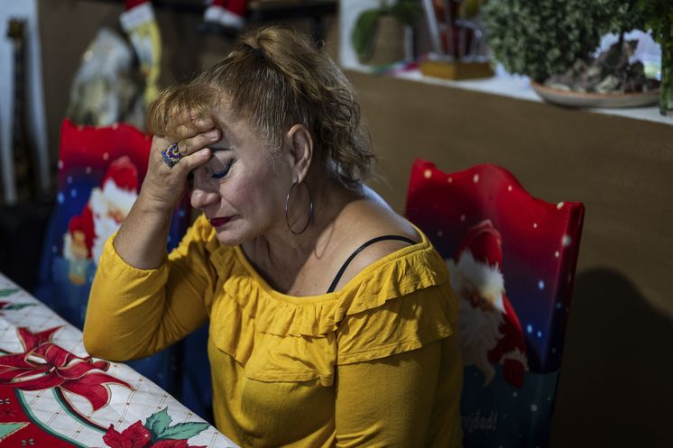 Oaxaca, Mexiko, 20.11.2025: Wann immer Zoila Bengochea, 61, von ihrer Tochter Dafne spricht, kommen sehr viele Emotionen in ihr hoch.  Am frühen Morgen des 9. April 2013 wurde die damals 21-jährige Dafne Denisse Carreño in Oaxaca von ihrem ehemaligen Freund mit Messerstichen ermordet. Der Mord an Dafne Carrillo war der erste in Oaxaca, bei dem der Straftatbestand des Feminizids angewendet wurde.Partnerorganisation: Consorcio