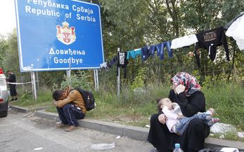 Flüchtlinge am Straßenrand