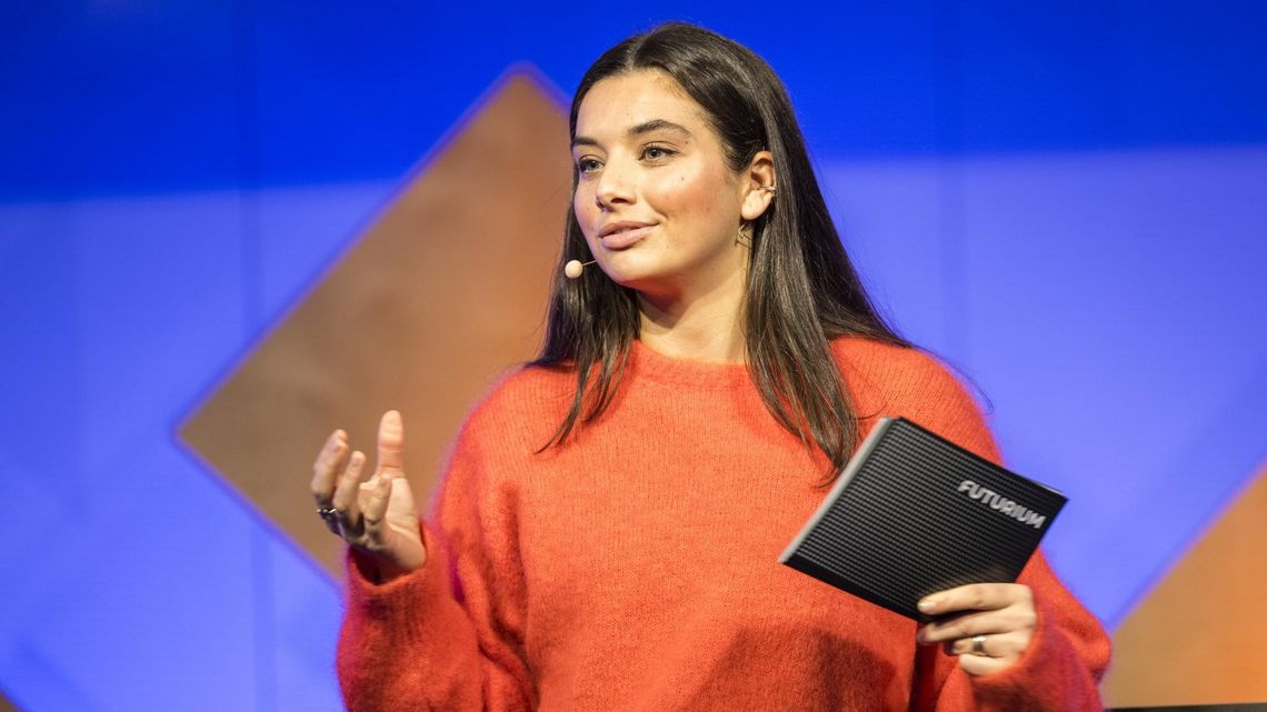 Die Moderatorin des Abends Nadine Hadad