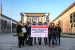 Pressefoto Übergabe der 30.000 Unterschriften++ am 21.12.2016 in Berlin (Berlin).