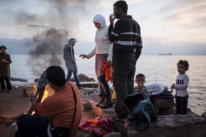 Griechenland, Chios. Das Bild zeigt eine Familie aus Syrien im Jahr 2015.