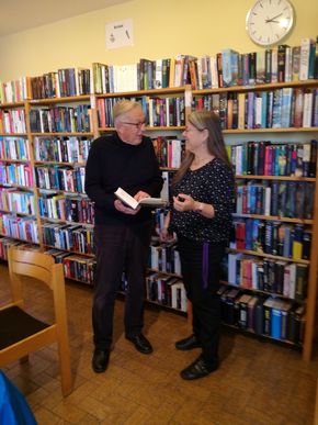 Büchercafé in Neu-Isenburg zugunsten der Überschwemmungsopfer in Mosambik