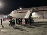 Das Regierungsflugzeug, mit dem die Delegation unterwegs ist. 