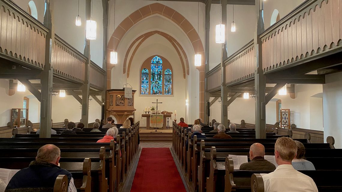 Blick in die Kirche