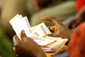 Geld wird gezählt