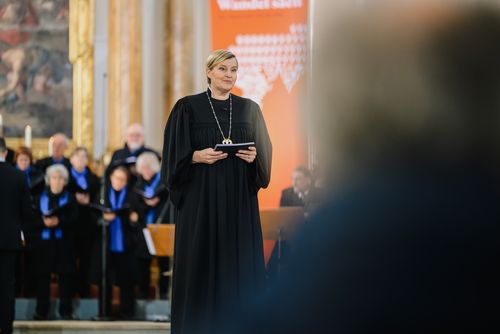 Eröffnungsgottesdienst der 66. Aktion Brot für die Welt in der St. Stephanskirche in Bamberg Eröffnungsgottesdienst der 66. Aktion Brot für die Welt in der St. Stephanskirche in Bamberg
