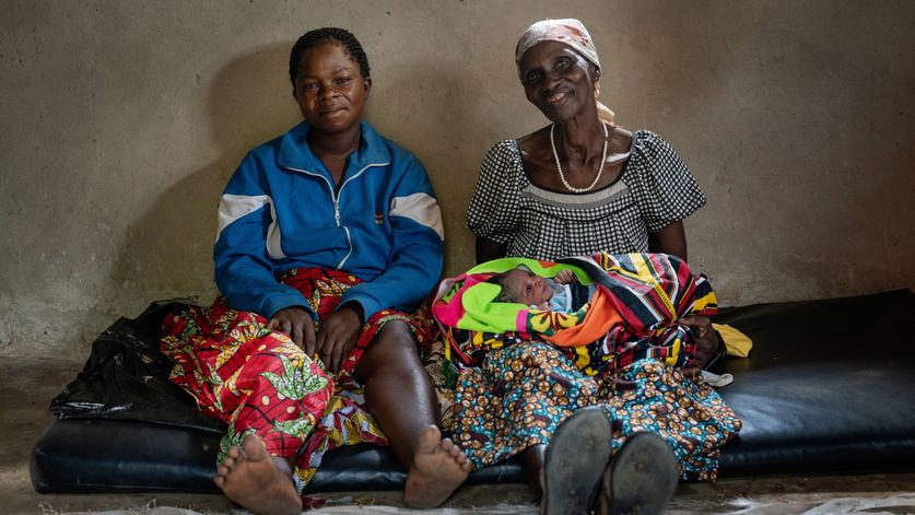 Im Guinea bringen viele Frauen ihre Kinder zu Hause zur Welt.