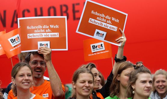 Appell: Entwicklungshilfe erhalten