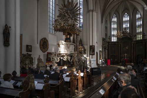 Gottesdienst zur Einführung von Dr. Dagmar Pruin Gottesdienst zur Einführung von Dr. Dagmar Pruin