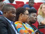 Viele Menschen kamen zur Kick-Off-Konferenz zur Entwicklung eines Media-Hubs für Westafrika im März 2019