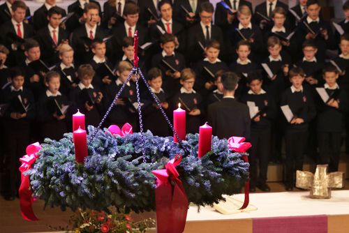 Gottesdienst zu Eröffnung der 60. Sendenaktion Gottesdienst zu Eröffnung der 60. Sendenaktion