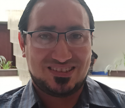 Luis González, UNES