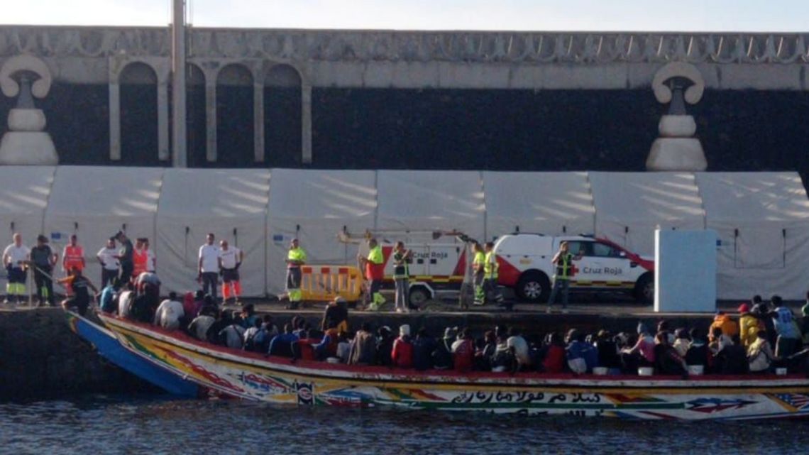 Angekommen: Cayuco im Hafen von La Restinga