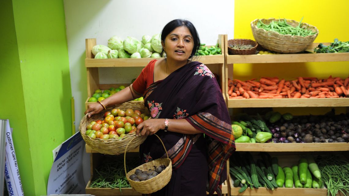 ICRA, Indien, Ernährung, Einkauf, Verkauf, Geschäft, Lebensmittel, Obst, Gemüse