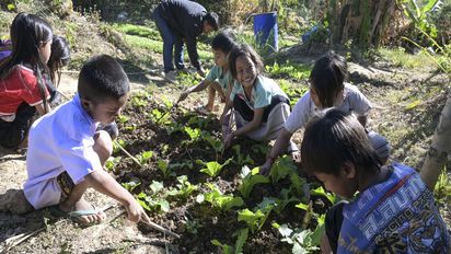 Schule im Dorf Pasing, ACD unterstützt Aufklärung für gesunde Ernährung Gesundheit und Hygiene an Schulen. Projektpartner: ACD - Association for Community Development