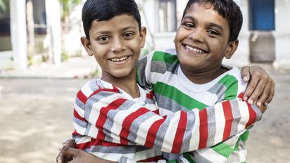 Organisation BBA (Bachpan Bachao Andolan) in Delhi, Indien | Mukti Ashram im Stadtteil Ibrahimpur in Nord-Delhi | Jasimuddin, 12 Jahre und sein bester Freund Sushil, 11 Jahre