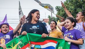 Demonstration in Asuncion Demo von Kindern