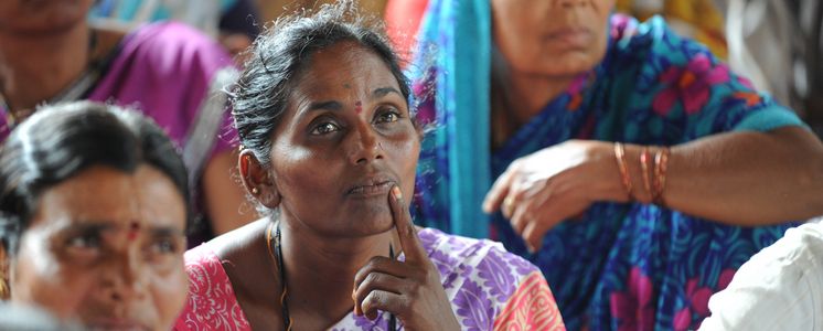 Bauernversammlung Ort: Bundesstaat Karnataka, Distrikt Bellary, Stadt Kottur und UmgebungFoto zeigt: Versammlung von in der ICRA organisierten Bauern -Genossenschaft in Kottur. -Projektpartner ICRA - Institute for Cultural Research & Action