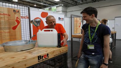 21. Juni 2019. Brot für die welt beim  Deutscher Evangelischer Kirchentag in Dortmund. Foto: Am Stand zum Ökologischen Fußabdruck