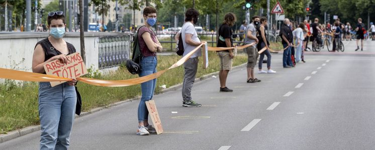 Protest mit Abstand und Mundschutz im Juni 2020 in Berlin