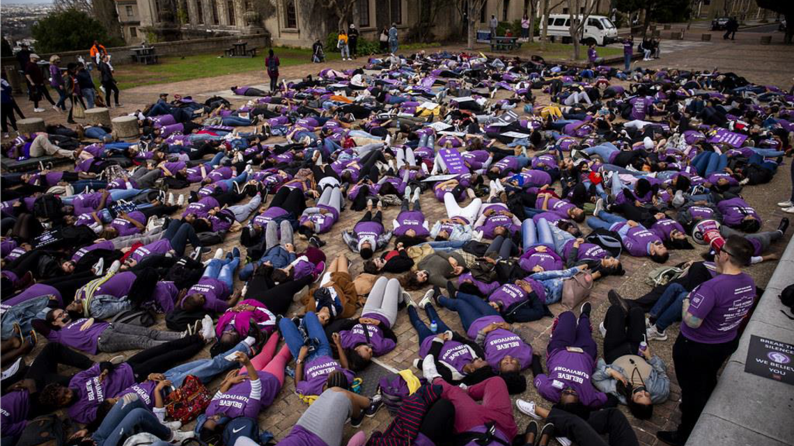 Stille Protest in Südafrika gegen Gewalt gegen Frauen