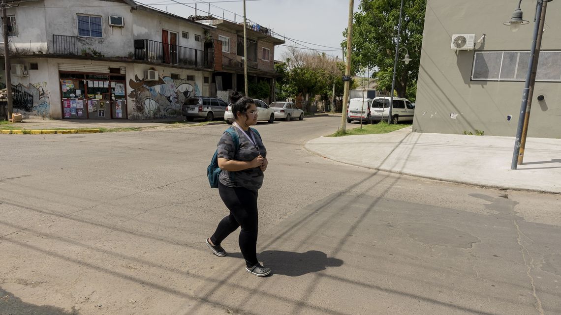 Jazmin Muñoz auf dem Weg ins Gemeindezentrum Acción Social Ecuménica (ASE)