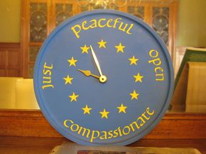 Uhr im Quakerhaus Brüssel