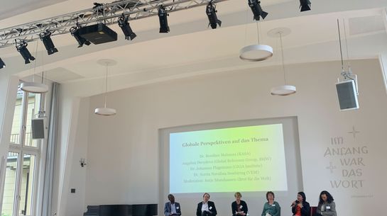 Paneldiakussion am ersten Tag der EPK 2024