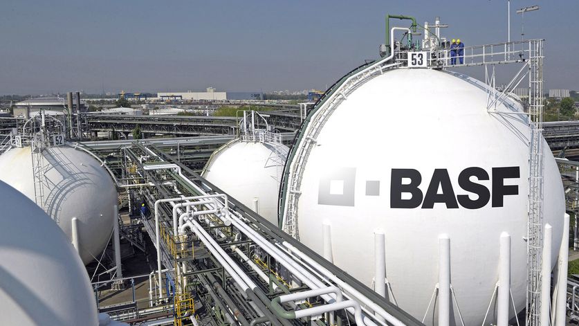 BASF, Chemie, chemistry, Industrie, industry, Regionen, regions, Europa, Europe, Werk, factory, Verbundstandort, verbund site, Konzernzentrale, headquarters, Außenaufnahme, location shot, Logo, Produktionsstätte, manufactoring plant.