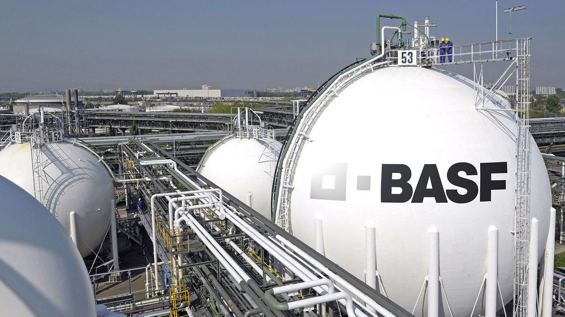 BASF, Chemie, chemistry, Industrie, industry, Regionen, regions, Europa, Europe, Werk, factory, Verbundstandort, verbund site, Konzernzentrale, headquarters, Außenaufnahme, location shot, Logo, Produktionsstätte, manufactoring plant.